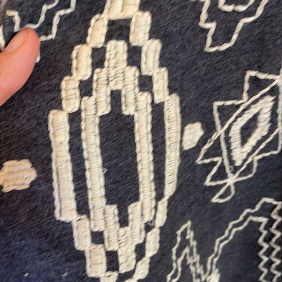 𝅺lucky Lotus Aztec dark gray open front cardigan. - Picture 3 of 11